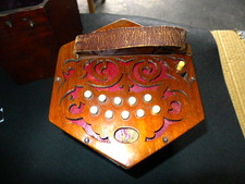 Jones 20+1 Button Anglo Concertina  No. 20567 Steel Reeds 5 Fold Cased.. GPC