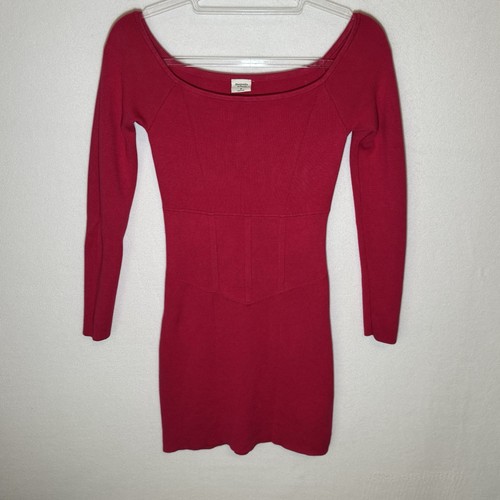 Abercrombie fitch round - &, neck