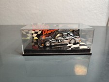 1/64 Minichamps Mercedes Benz
