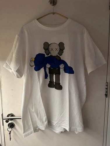 Uniqlo kaws gone shirt - uniqlo, t-shirt