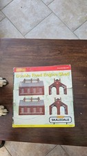 Hornby Skaledale R8581 Double
