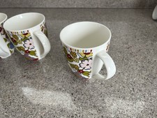 Large Porcelain Mugs x 6