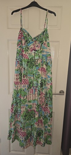 Woman next size - size, dress