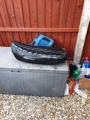 Honda 125 original seat - honda,
