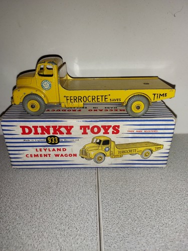 Dinky toys 533 leyland - toys, no