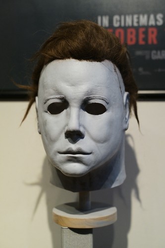Halloween begins michael - begins,