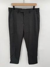 Louis Vuitton Men’s Uniform