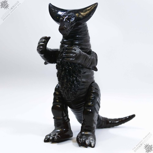 Bandai gomora sofubi - bandai,