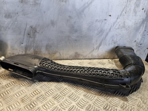 Mercedes c350 air intake - mercedes,