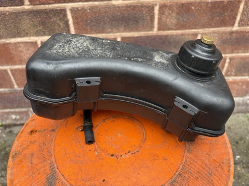 Flymo l470 fuel tank - fuel, tap
