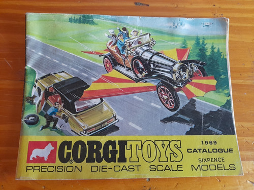 Corgi toys 1969 catalogue - corgi,