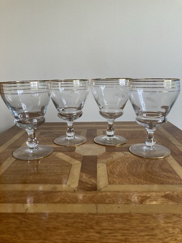 Vintage stemmed glasses - 4,