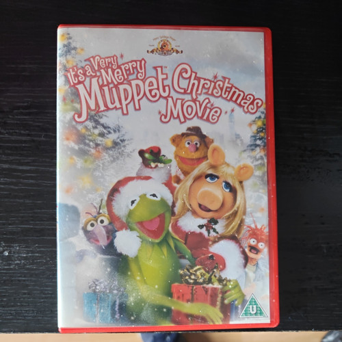 Its very merry muppet - its, a