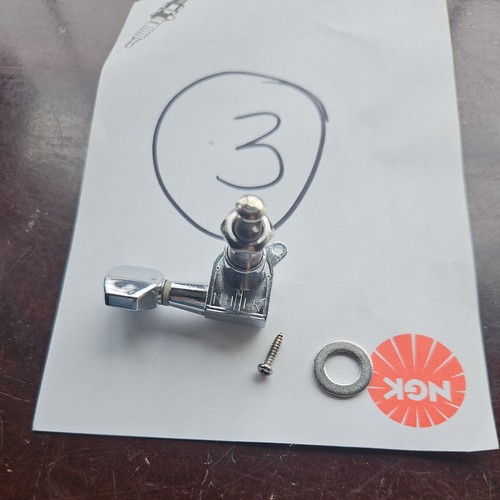 Squier tuning machine - tuning, heads