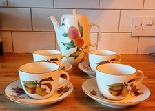 Royal worcester evesham gold - royal,