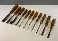 11 VINTAGE ADDIS WOOD CARVING