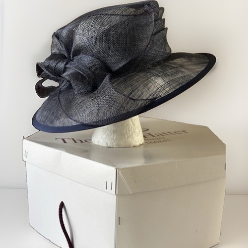 Navy hat mother the bride - mother,