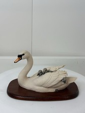 SALE Vintage BORDER FINE ARTS "Swan & Cygnets" Figurine PS10 1991 Swan Ornament