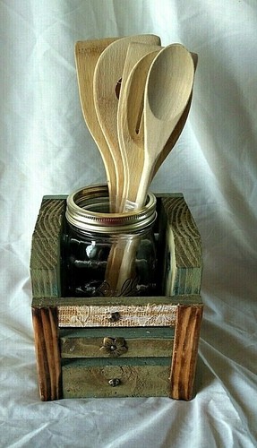 Wooden utensil holder - utensil,