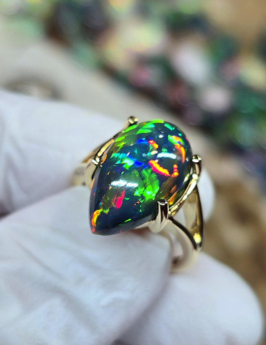 Natural black opal - black,