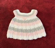 Baby's New Crochet Dress 0/3