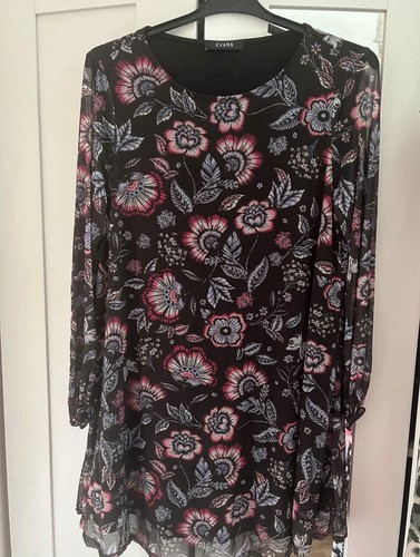 Evans long evening top size - size, 18