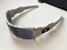 Oakley Oil Rig II Text Sunglasses