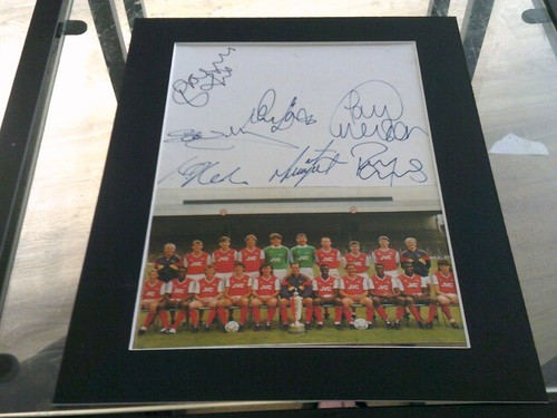 Arsenal signed mounted - arsenal, team