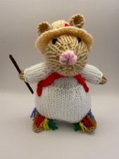 Hand Knitted Mouse - Morris