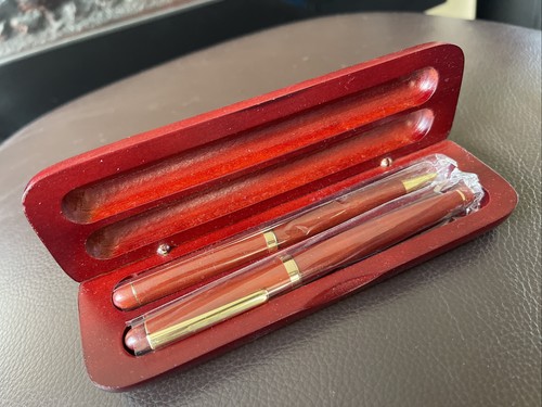 Office stationary fountain pen - office,