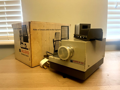 Tested video aldis qi - tested/video,