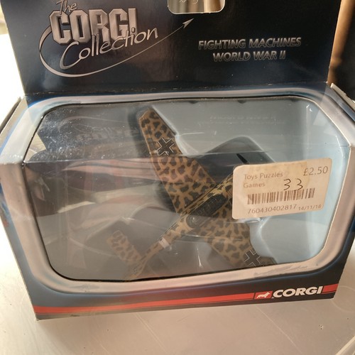 Corgi fighting machines ww2 - corgi,