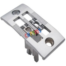 1SET NEEDLE PLATE & FEED DOG