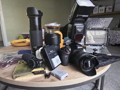 Nikon d3300 dslr - nikon,