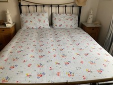 Cath Kidston Floral / Stripe100% Cotton Reversible Pickering King Size Duvet Set