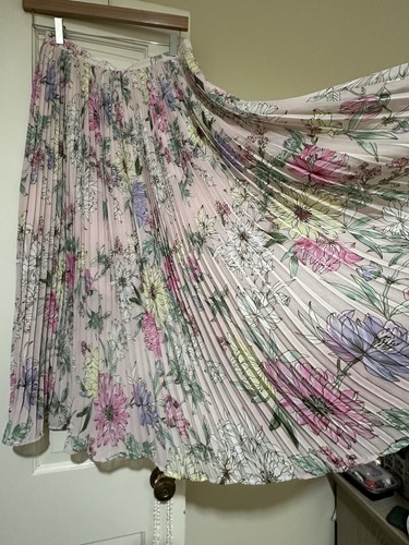 Woman sunray pleat - woman,