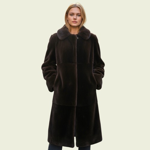 Leroy furs model - furs, vintage
