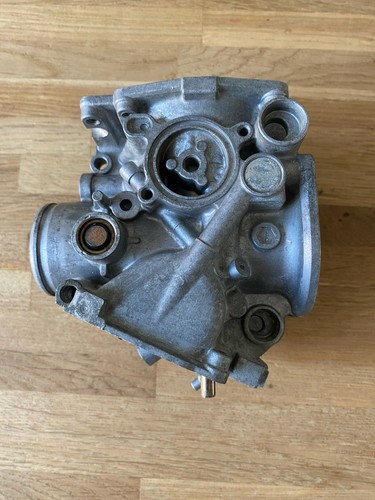 Honda cbr400rr carburettor - honda,