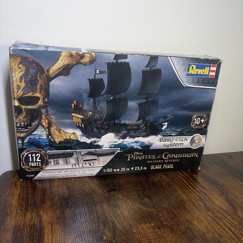 Revell black pearl pirates - black,