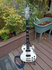 Hagstrom Swede Bass 201O's White In Emaculate Condition