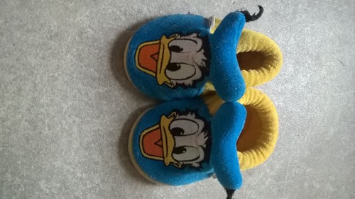 Donald duck slippers 6 - to,