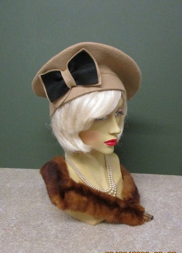 1940s vintage neutral - , felt