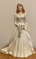 ROYAL DOULTON Figurine HN 3086