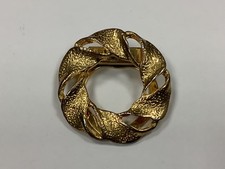 Vintage Gold-tone Design Style Scarf Clip