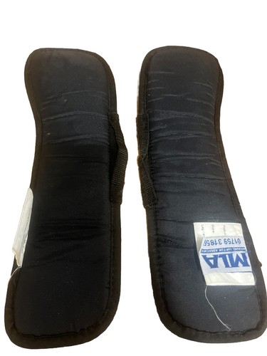 Police riot gear left - riot,