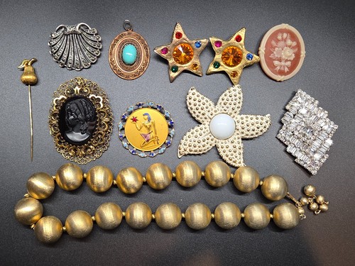 Vintage costume jewelry lot - vintage,
