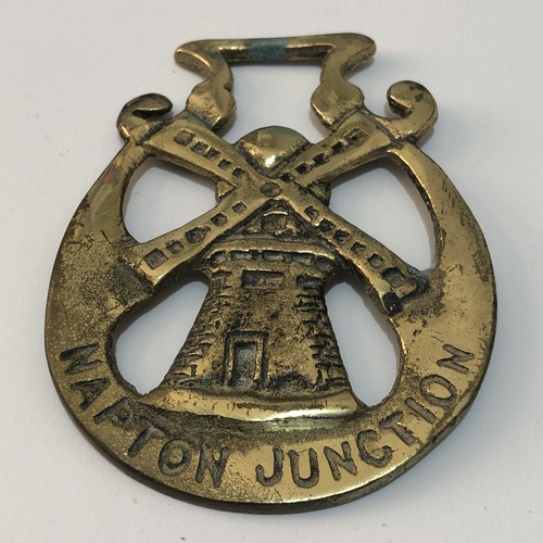 Canal horse brasses - -, napton