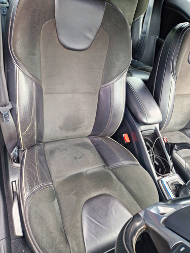 Volvo v40 design seats front - v40,