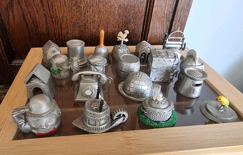 Pewter thimble surprise set - 19,