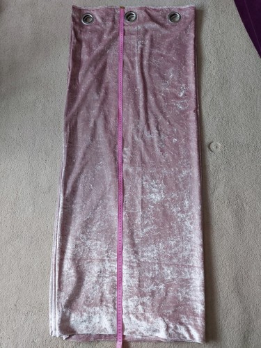 Pink velvet type curtains - pink,